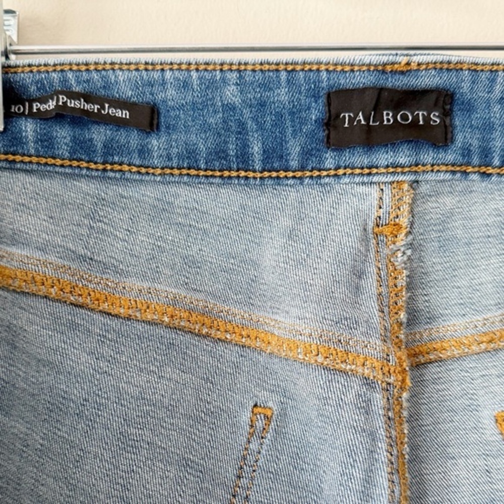 Talbots The Pedal Pusher Length Jeans High Rise Curvy Fit Blue Skye Wash Size 10 - Picture 10 of 14